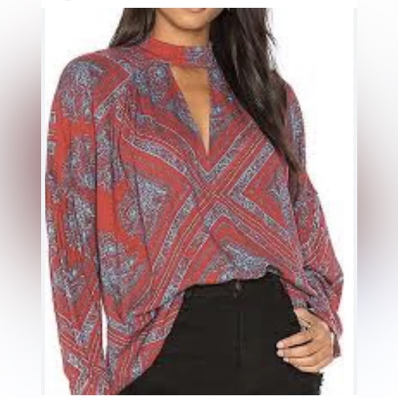 FREE PEOPLE WALKING ON A DREAM TUNIC - Picture 2 of 8